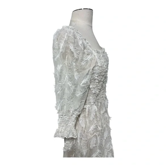 Baltic Born off white feather small - Picture 8 of 11